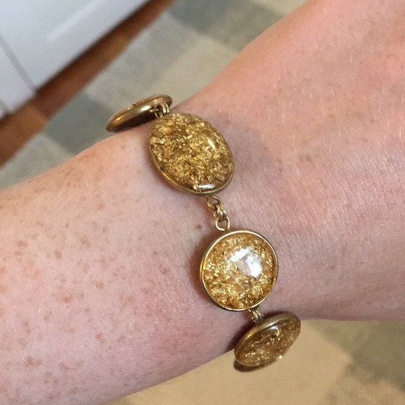 Gold Leaf in resin bracelet - Picture 5 of 7